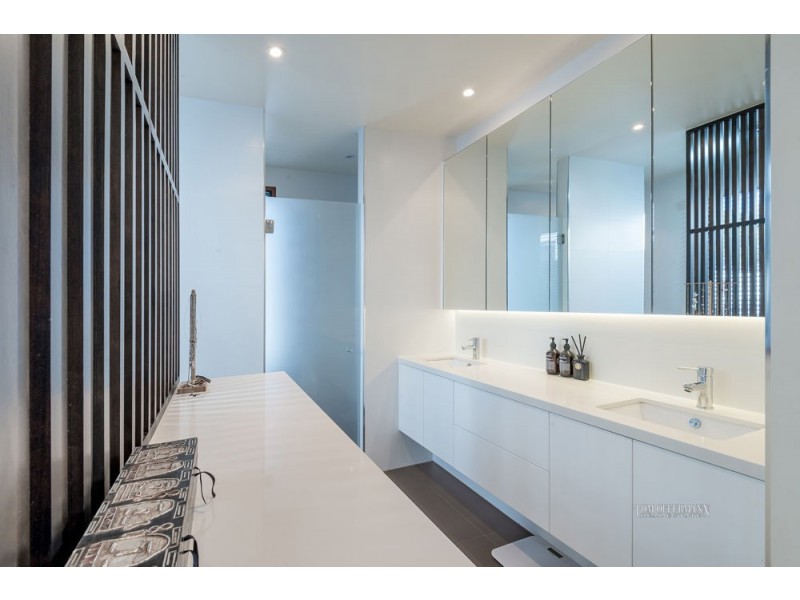 27 Mossman Court, Noosa Heads QLD 4567