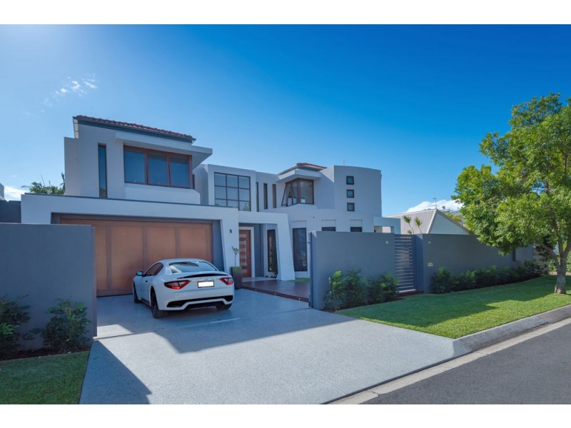 27 Mossman Court, Noosa Heads QLD 4567