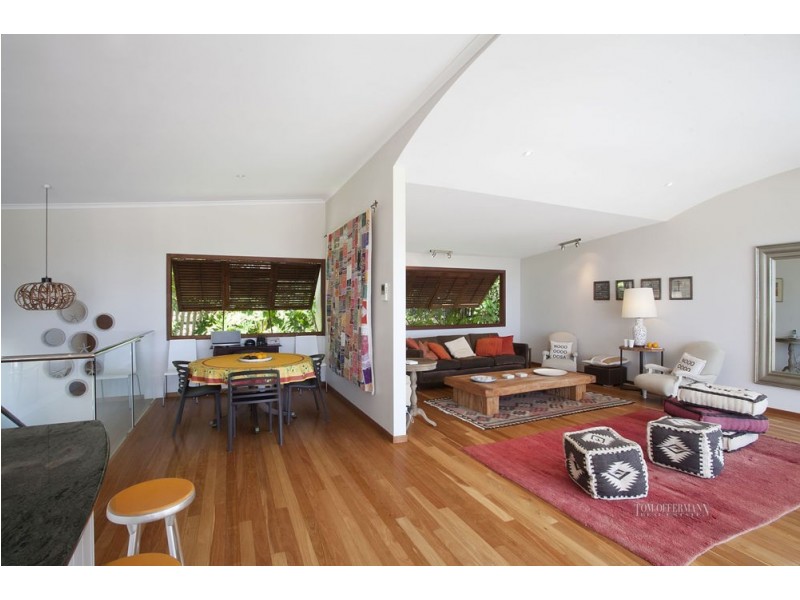 7 Surfside Ct, Sunshine Beach QLD 4567