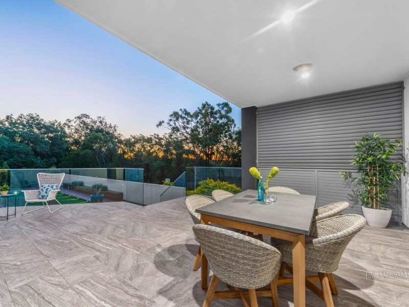 16 Taylor St, Balmoral QLD 4171