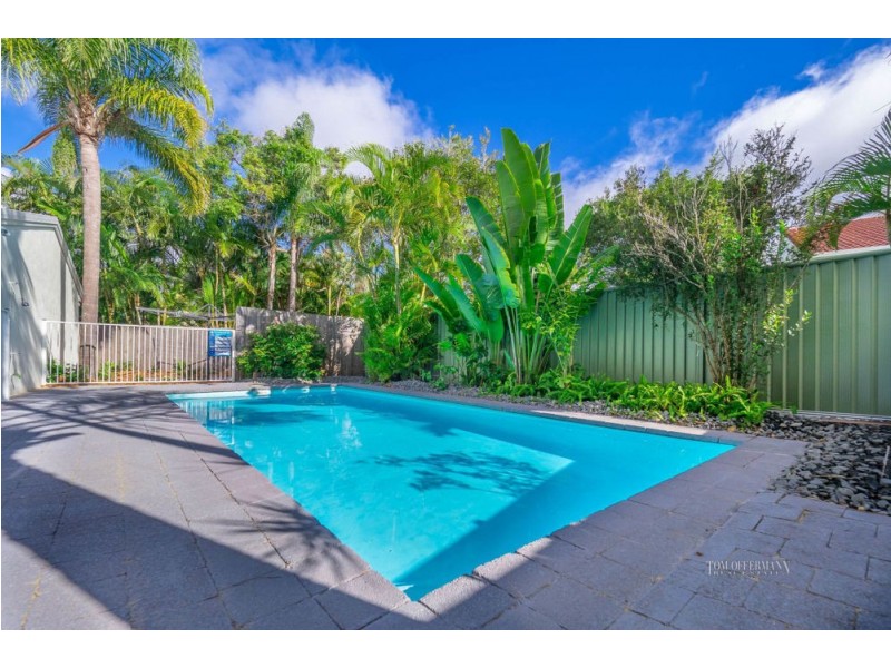 14 Dolphin Crescent, Noosaville QLD 4566