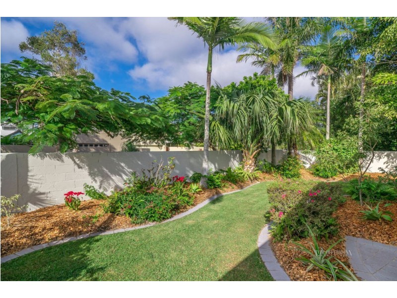 14 Dolphin Crescent, Noosaville QLD 4566