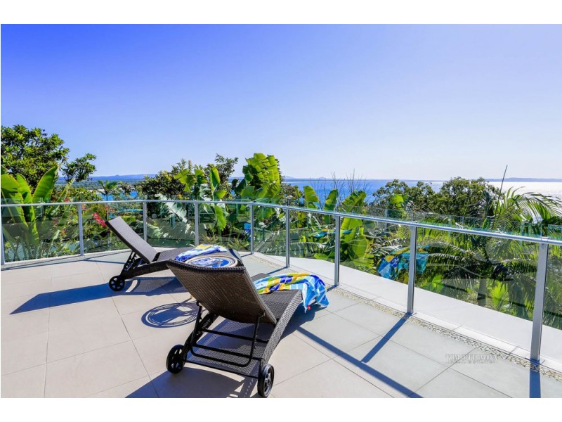 8/25 Allambi Rise, Noosa Heads QLD 4567