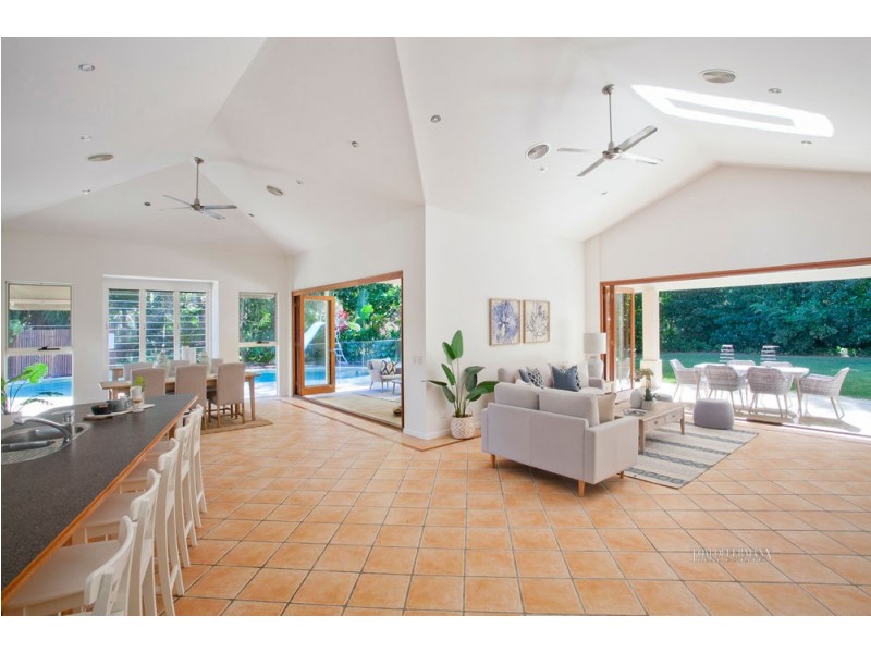 2 Habitat Place, Noosa Heads QLD 4567