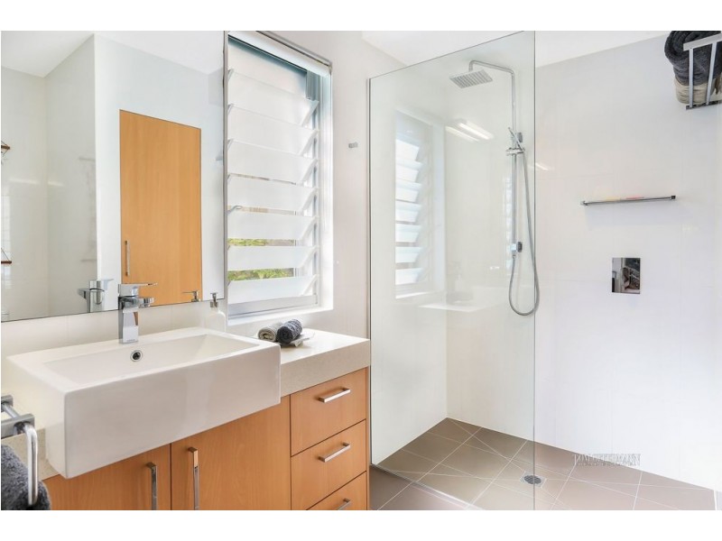 2/17 Ferguson Street, Sunshine Beach QLD 4567