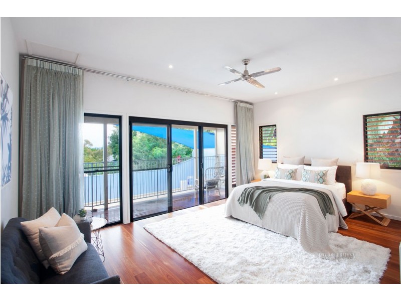 7 Mainsails Square, Noosa Heads QLD 4567