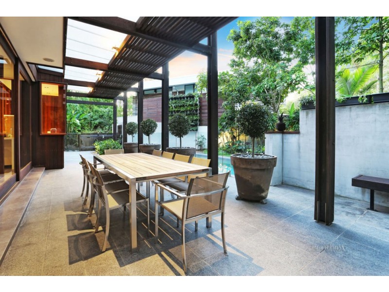 15 Wild Apple Court, Noosa Heads QLD 4567