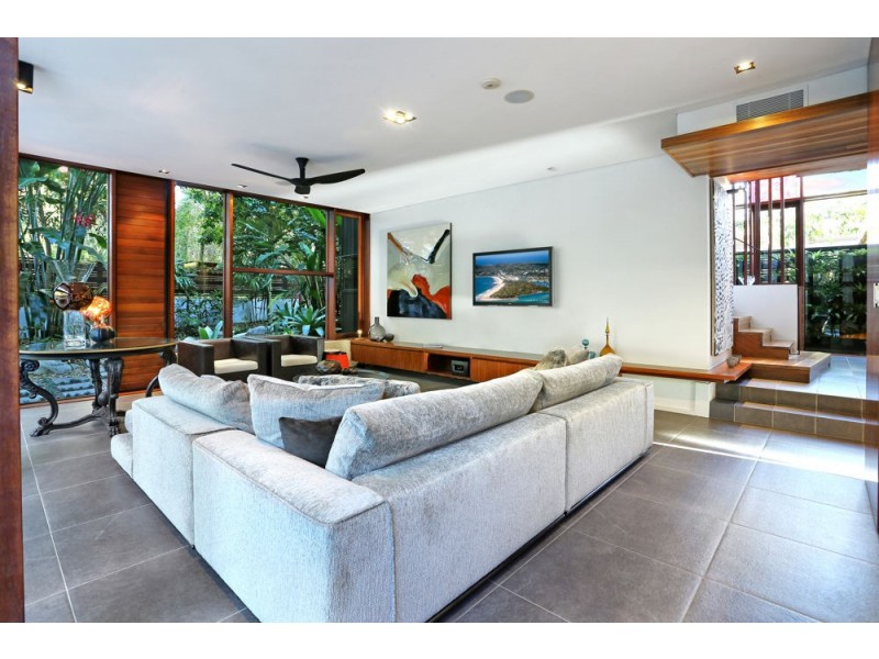 15 Wild Apple Court, Noosa Heads QLD 4567