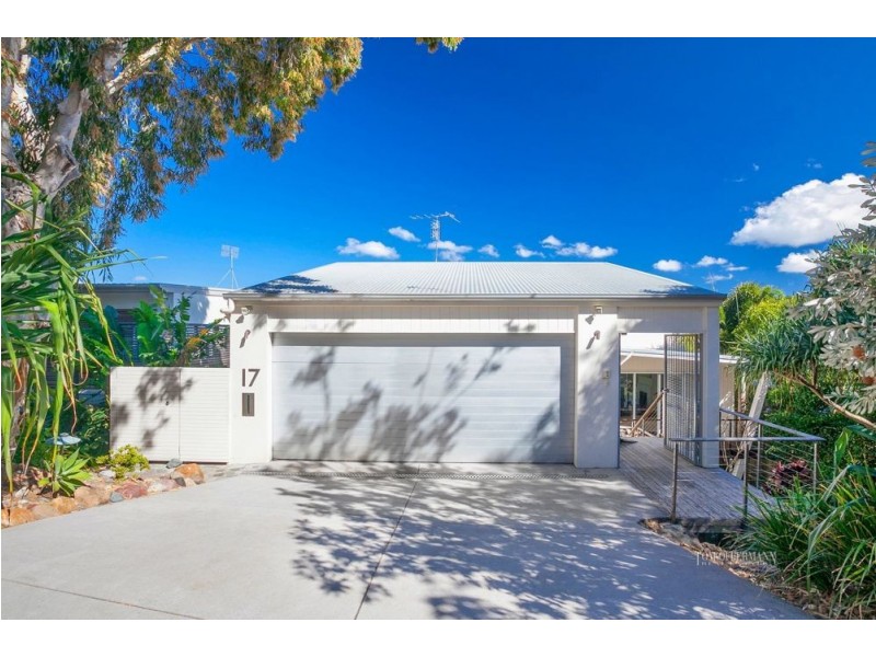 17 Whale Drive, Sunshine Beach QLD 4567