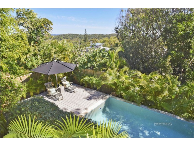 17 Woodlark Rise, Sunrise Beach QLD 4567