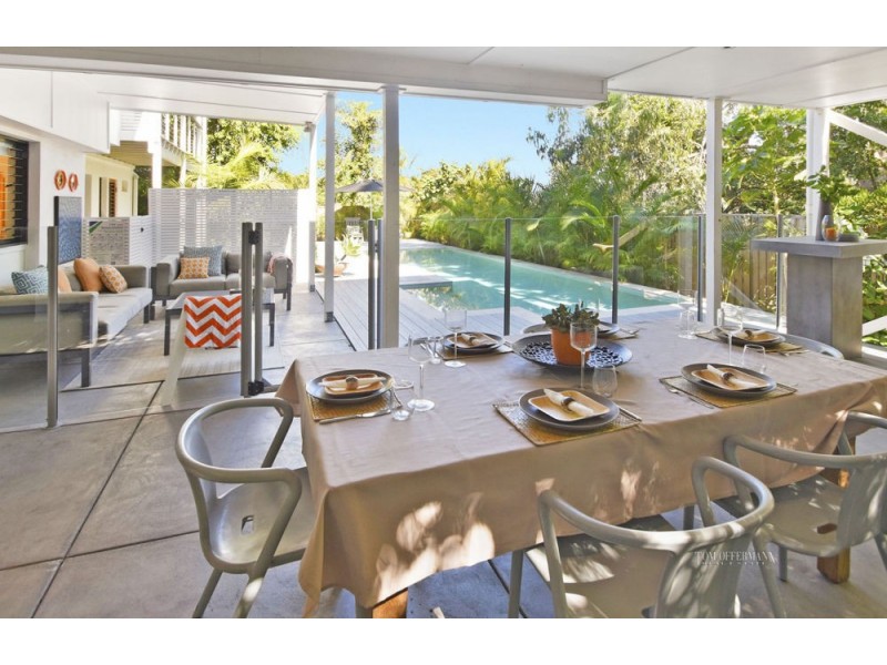 17 Woodlark Rise, Sunrise Beach QLD 4567