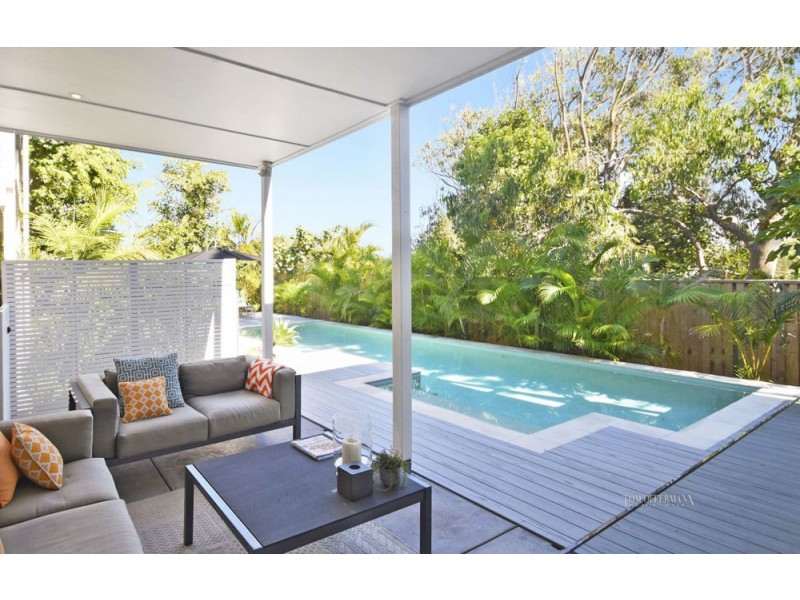 17 Woodlark Rise, Sunrise Beach QLD 4567