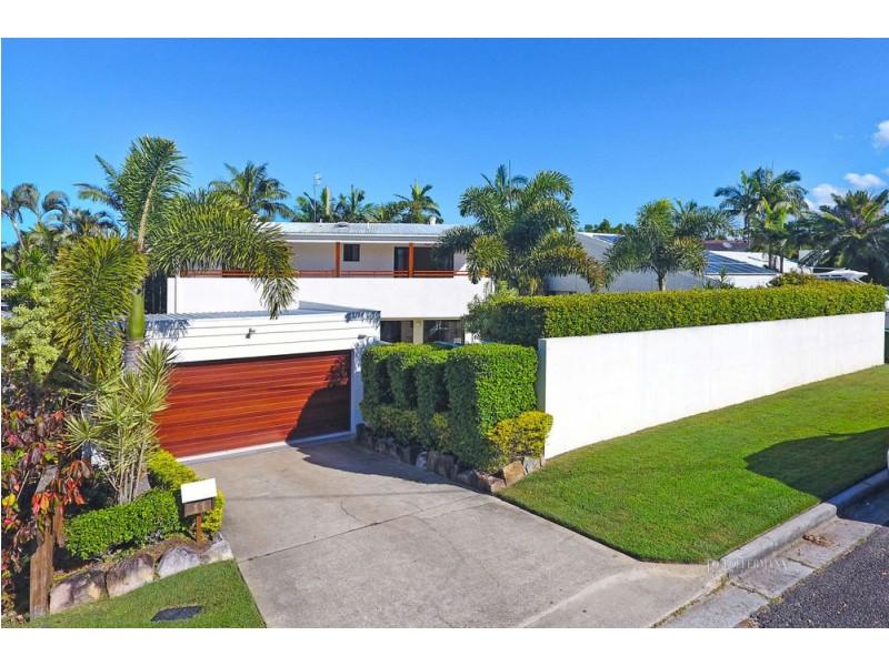 11 Delorme Street, Noosa Heads QLD 4567