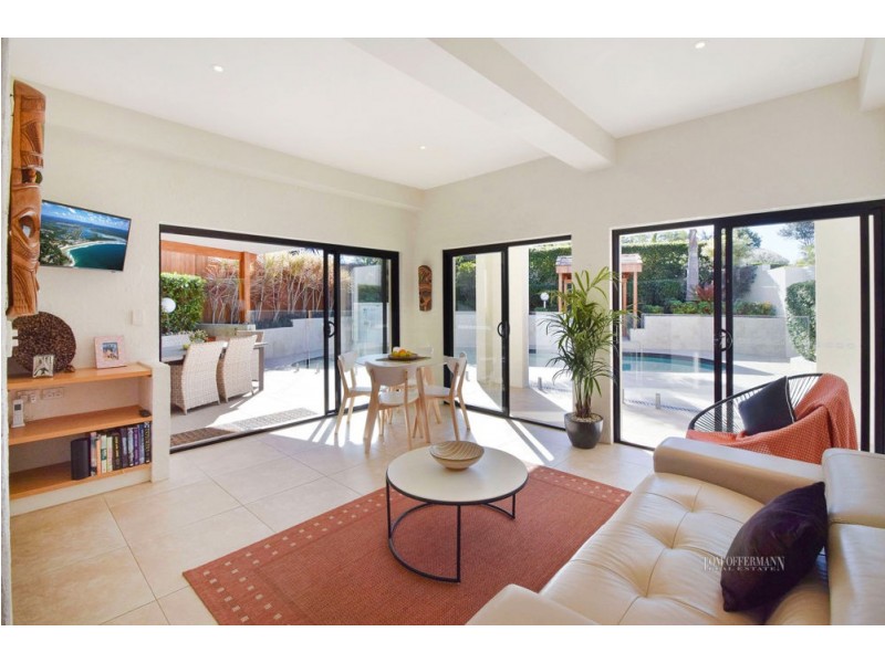 11 Delorme Street, Noosa Heads QLD 4567