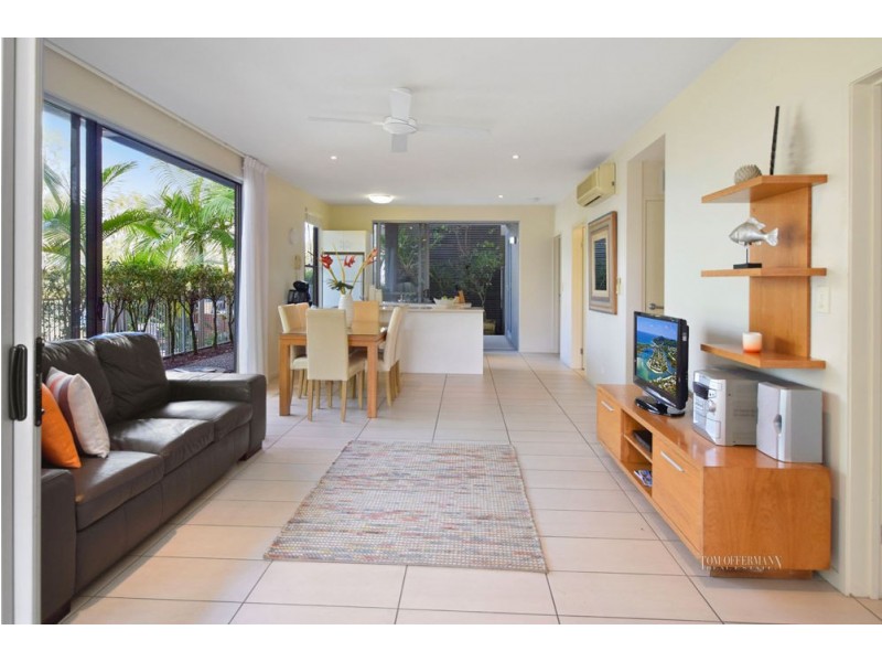 2/152 Noosa Parade, Noosaville QLD 4566