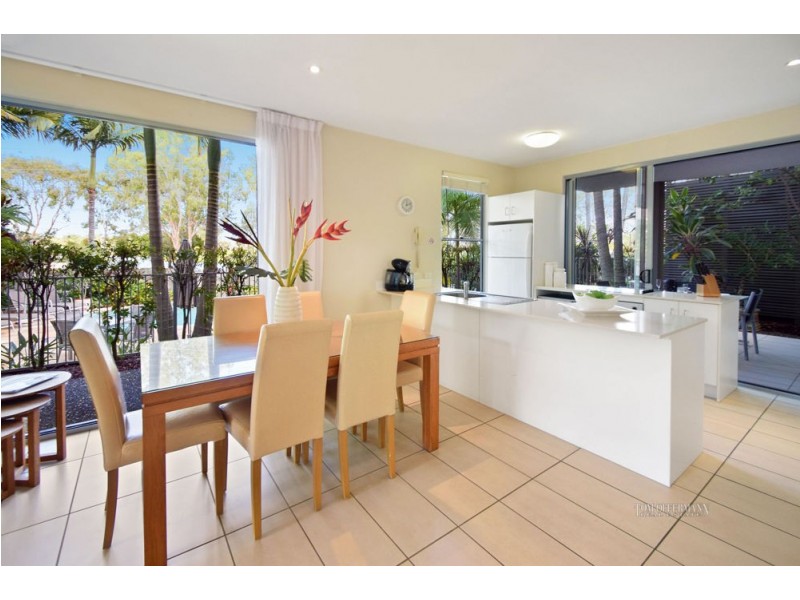 2/152 Noosa Parade, Noosaville QLD 4566