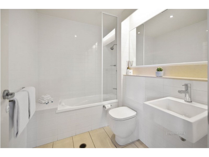 2/152 Noosa Parade, Noosaville QLD 4566