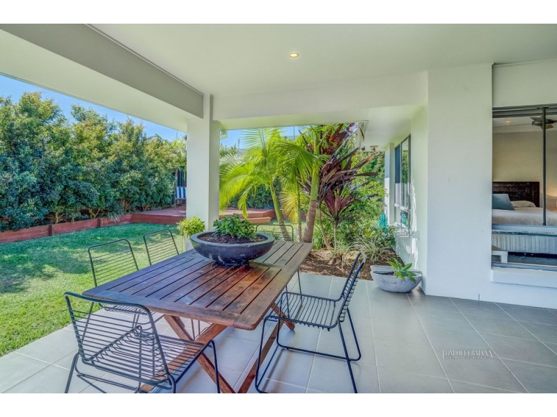 8 Blue Gum Road, Noosa Heads QLD 4567