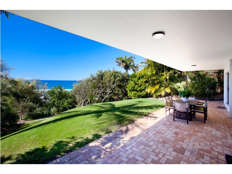 62 Tingira Crescent, Sunrise Beach QLD 4567