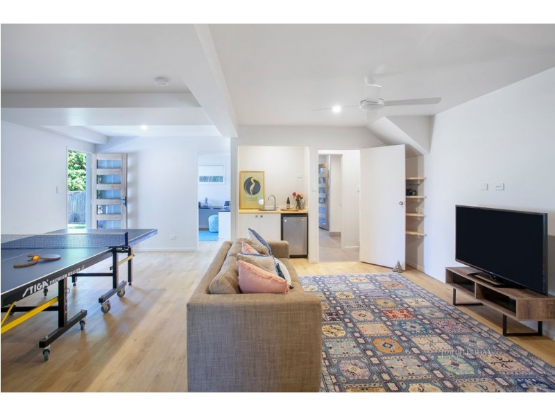 2 Cherrywood Close, Marcus Beach QLD 4573