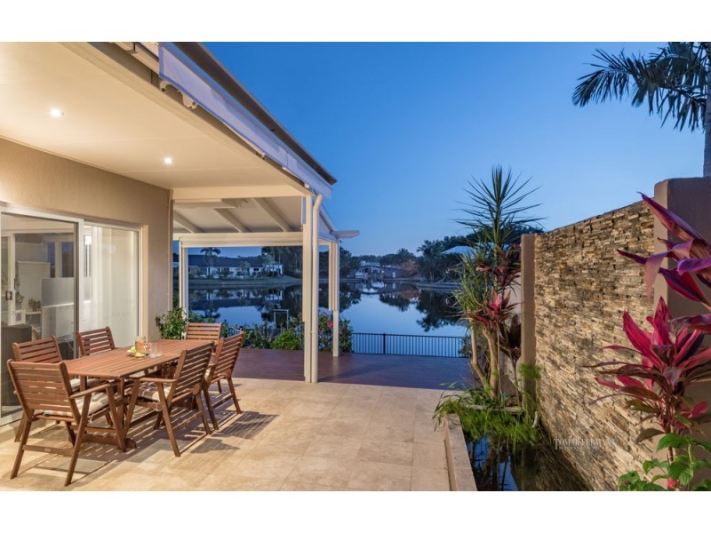 1/3 Sunseeker Close, Noosaville QLD 4566