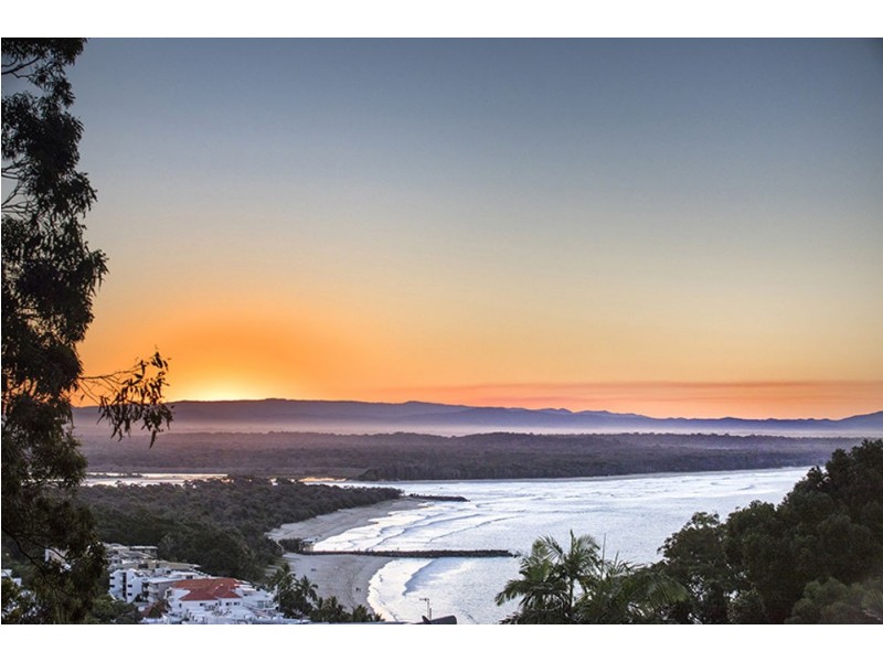 2/8 Bayview Road, Noosa Heads QLD 4567