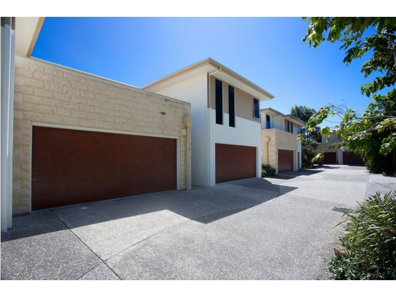 2/12-18 Nannygai Street, Noosaville QLD 4566