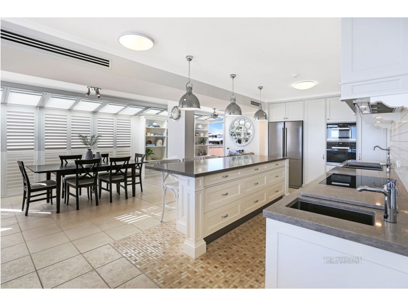 17/4 Quamby Place, Noosa Heads QLD 4567