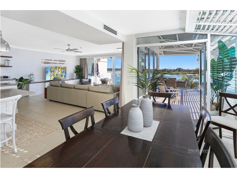 17/4 Quamby Place, Noosa Heads QLD 4567