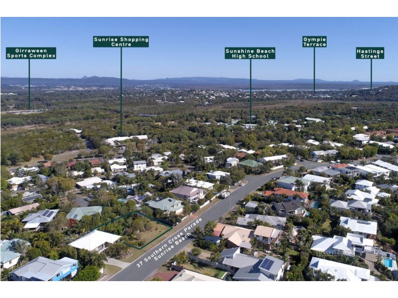 37 Southern Cross Parade, Sunrise Beach QLD 4567