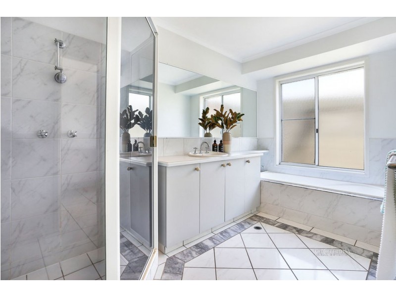 22 Seamount Quay, Noosa Waters QLD 4566