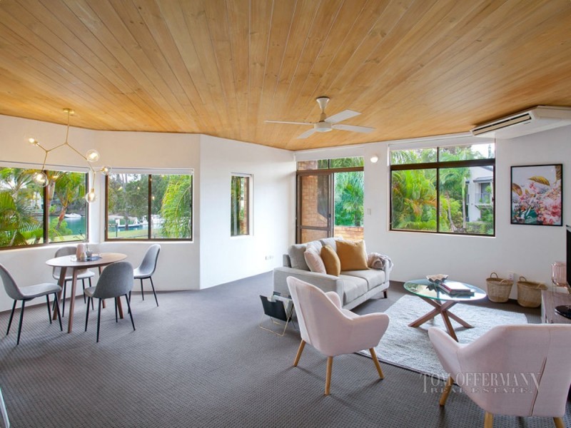 2/95 Noosa Parade, Noosa Heads QLD 4567