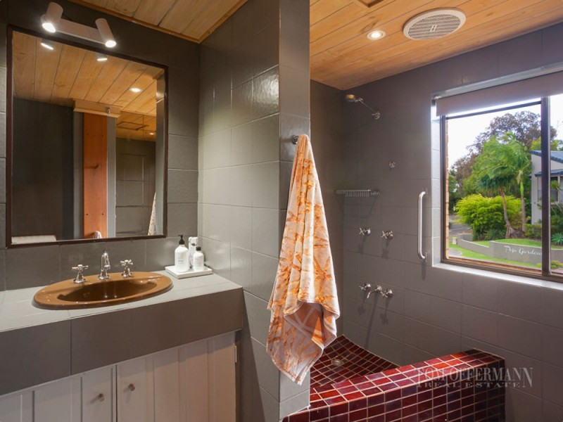 2/95 Noosa Parade, Noosa Heads QLD 4567