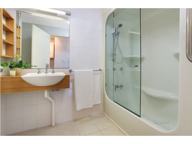 4/28 Peregian Esplanade, Peregian Beach QLD 4573