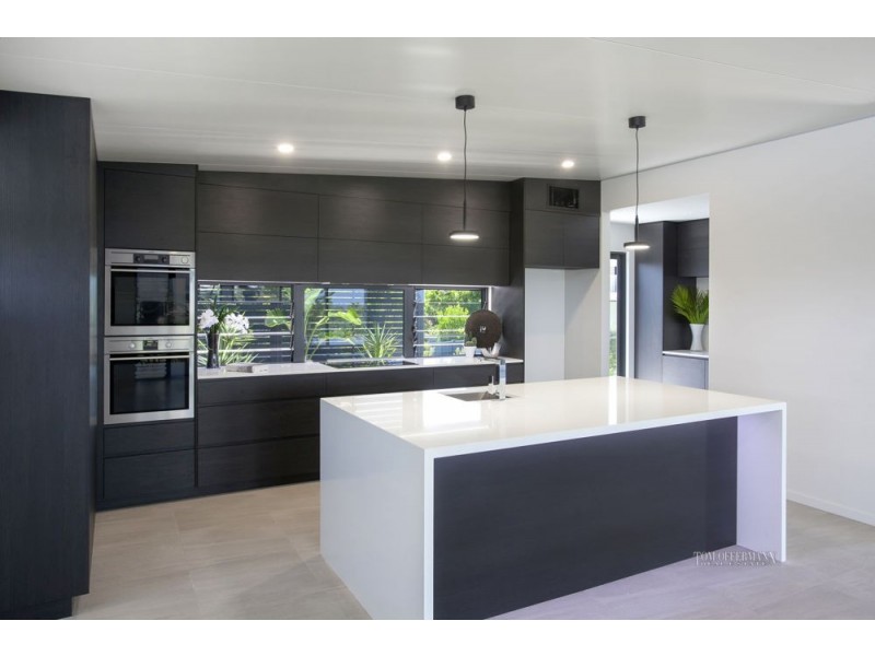 6 Ridgeway Street, Sunrise Beach QLD 4567