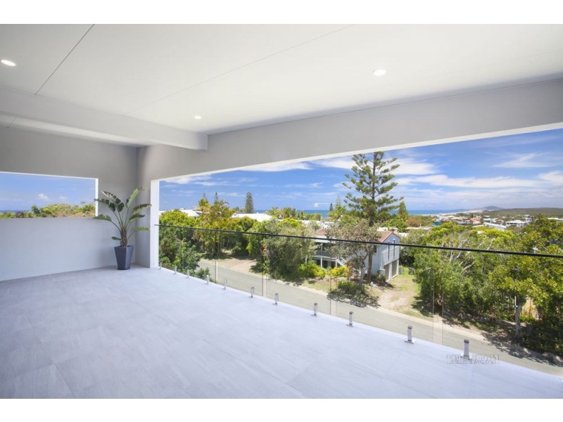 6 Ridgeway Street, Sunrise Beach QLD 4567