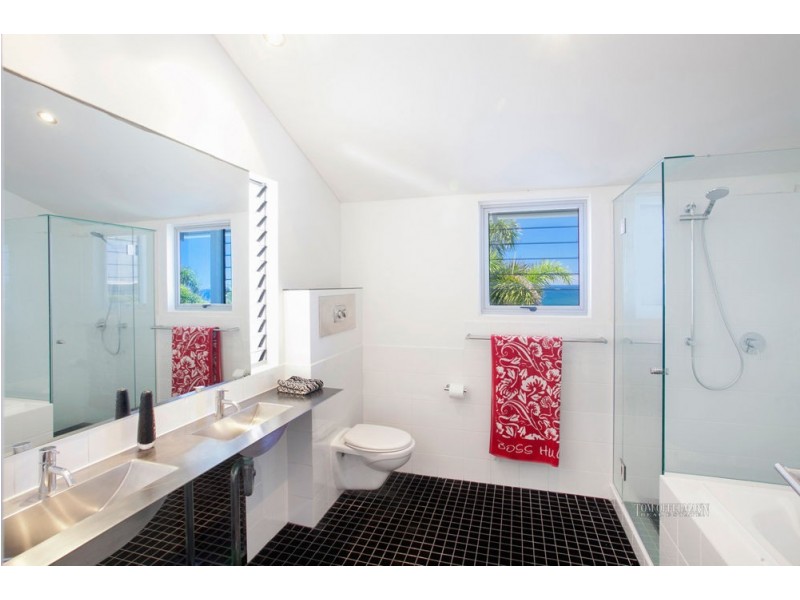 8 Beach Houses, Sunshine Beach QLD 4567