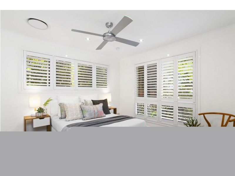 12 Wavecrest Drive, Castaways Beach QLD 4567