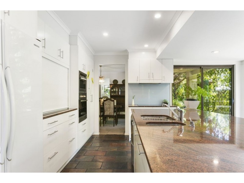 11 Cooran Court, Noosa Heads QLD 4567