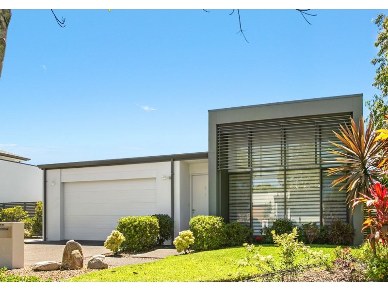 6 Smoke Bush Drive, Noosa Heads QLD 4567