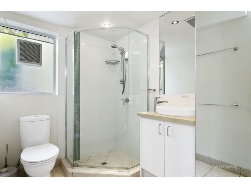 18/2 Noosa Drive, Noosa Heads QLD 4567