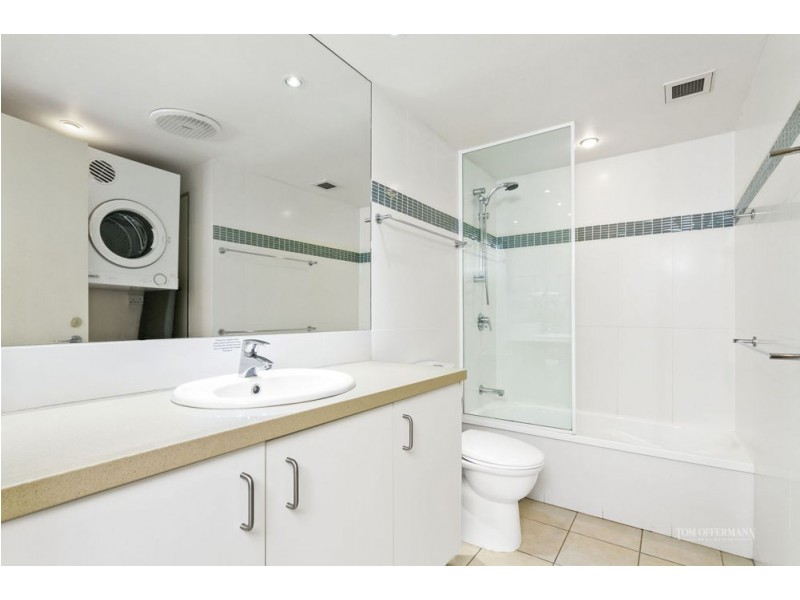 18/2 Noosa Drive, Noosa Heads QLD 4567