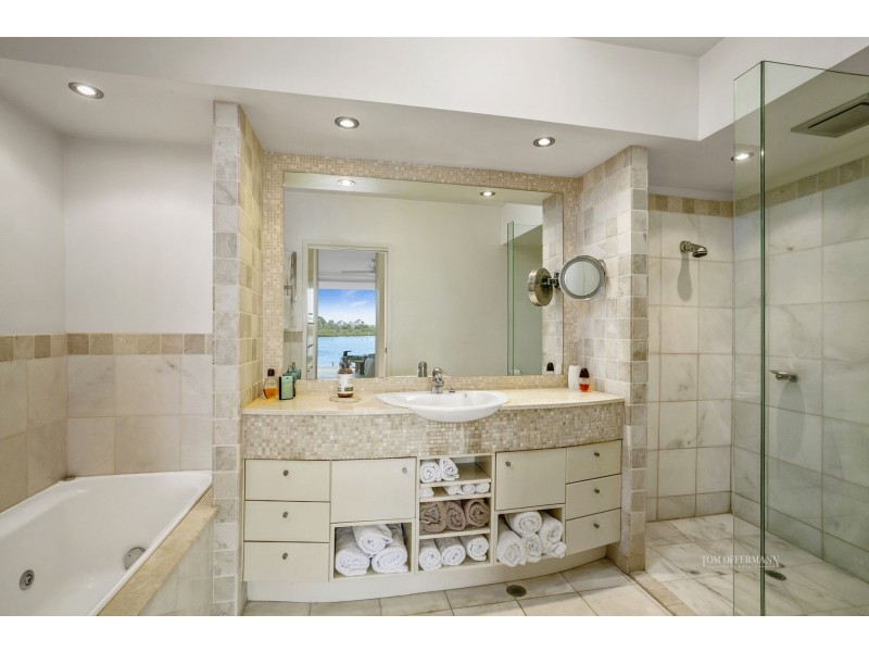 7/4 Quamby Place, Noosa Heads QLD 4567