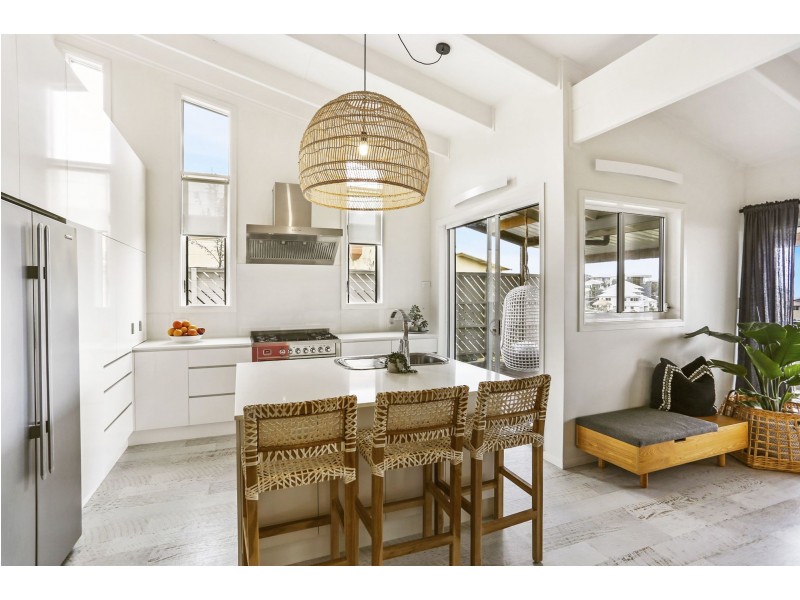 30 Ventura Street, Sunrise Beach QLD 4567