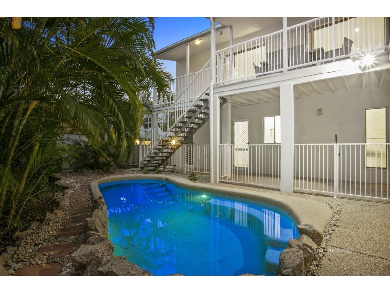 4 Maher Terrace, Sunshine Beach QLD 4567
