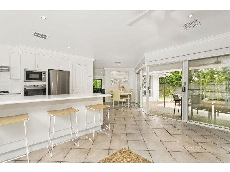 11 Aquamarine Circuit, Noosa Waters QLD 4566
