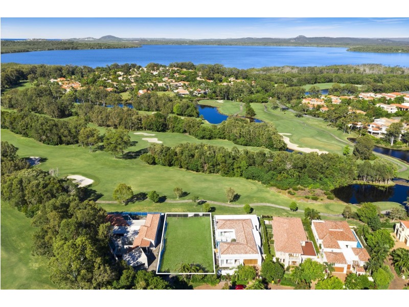 5 Springs Crescent, Noosa Heads QLD 4567