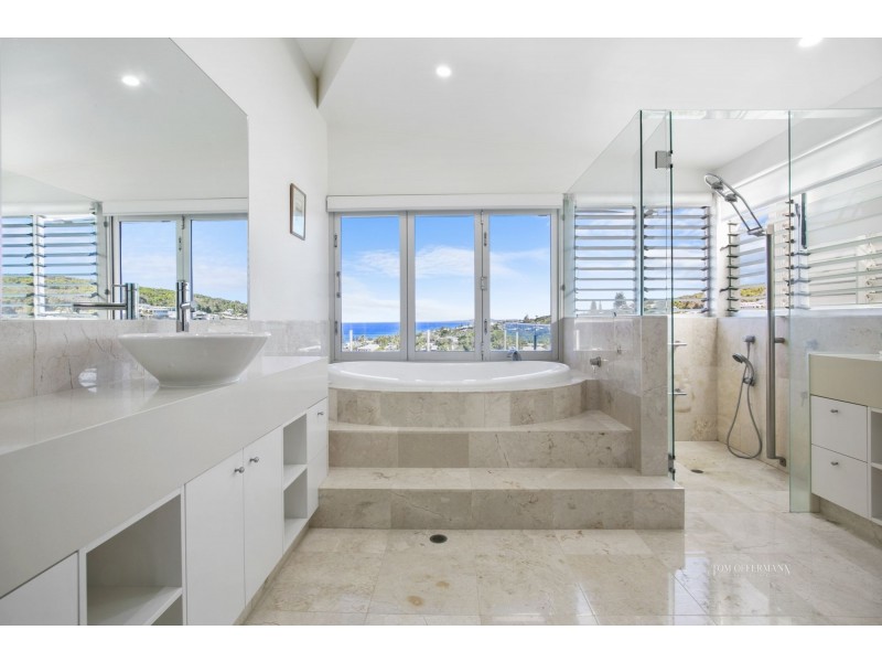 8 Kiamba Court, Sunshine Beach QLD 4567