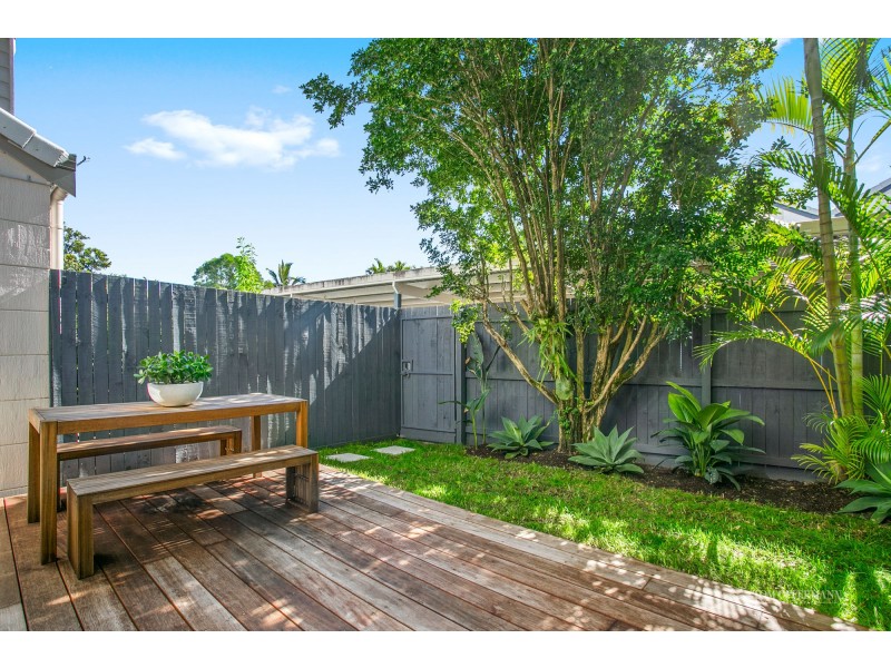 8/5 Barbados Crescent, Noosaville QLD 4566