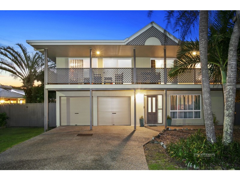 41 Wavecrest Drive, Castaways Beach QLD 4567